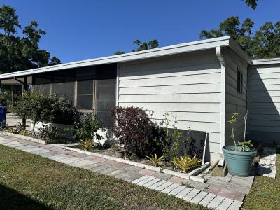 Photo 2 of 17 of home located at 1686 Coleus Cove Lakeland, FL 33803