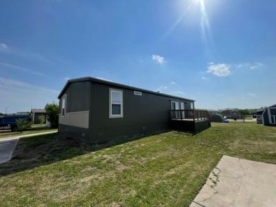 Photo 5 of 32 of home located at 13021 Dessau Rd #416 Austin, TX 78754