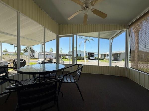 1995 Fleetwood FLEE Mobile Home