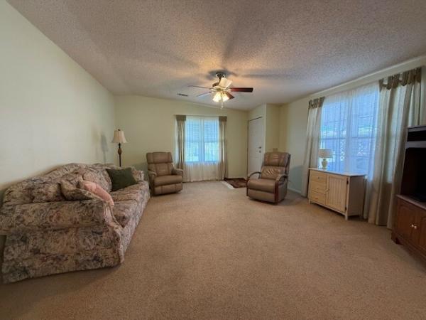 1992 Fleetwood Mobile Home