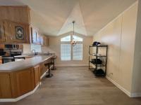 1999 SKYL 27x52 Mobile Home