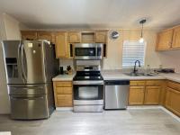 1999 SKYL 27x52 Mobile Home