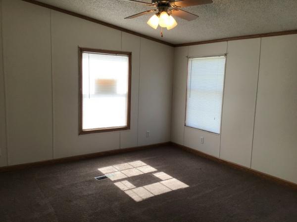 2002 Clayton Mobile Home