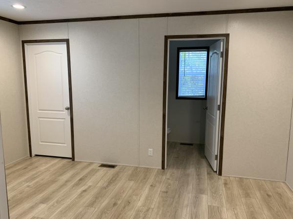 2024 95PLH16602FH24  Home