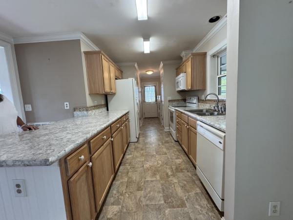 2005 Clemso CBSNC2732AB Mobile Home