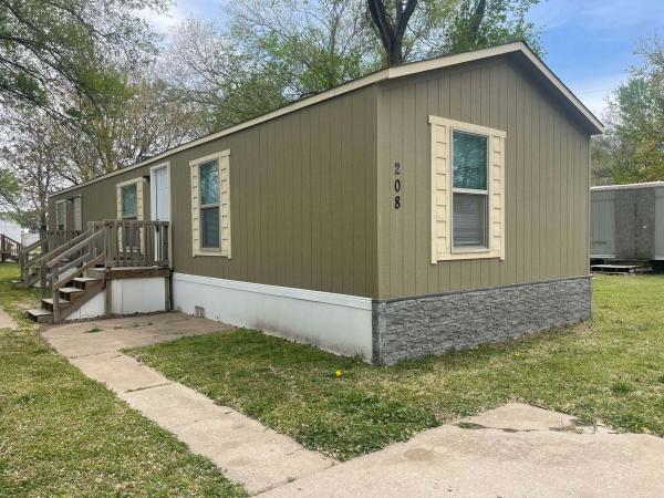 Photo 1 of 2 of home located at 2625 S West Street #208 Wichita, KS 67217