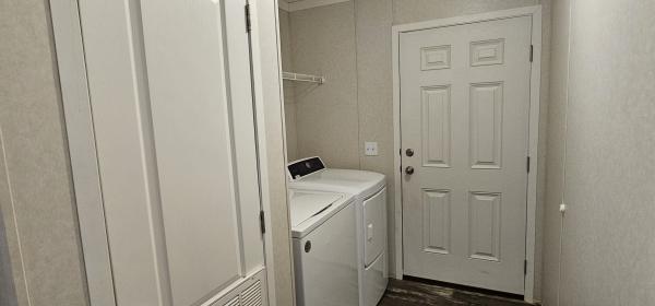 2022 Clayton Pulse 5616-708  Home