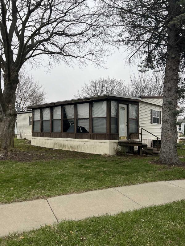 1976 Shamrock Mobile Home