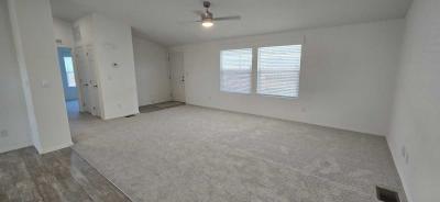 Photo 5 of 14 of home located at 4200 Woodcrest Ct Bakersfield, CA 93301