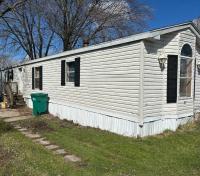 1996 Commodore EN301A Manufactured Home