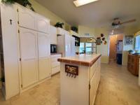 2004 Hallark-Southwest Corp Charlestin IV Mobile Home