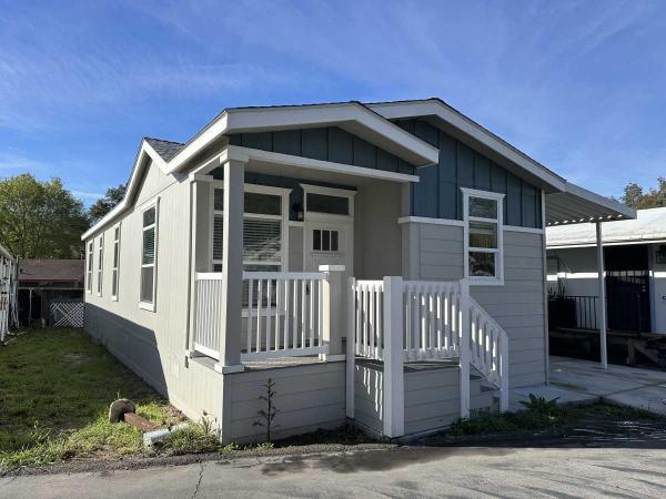 2022 Fleetwood 2202V24522F Mobile Home