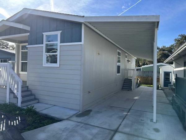 2022 Fleetwood 2202V24522F Mobile Home