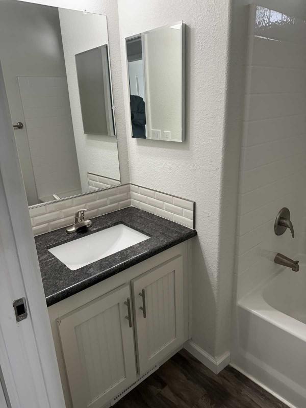 2022 Fleetwood 2202V24522F Mobile Home