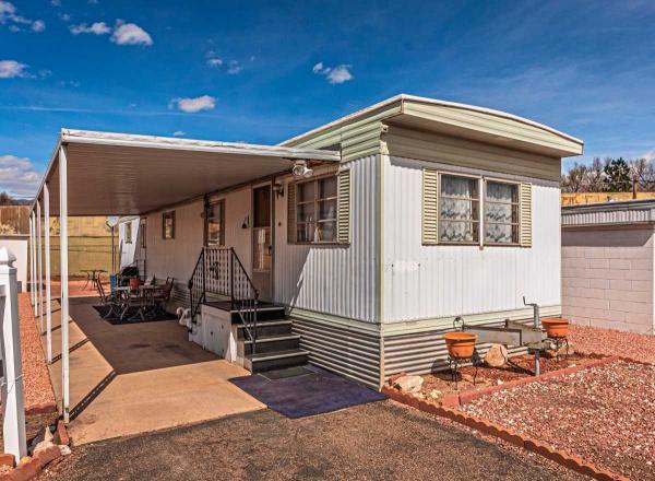 1967 Hie MH Mobile Home