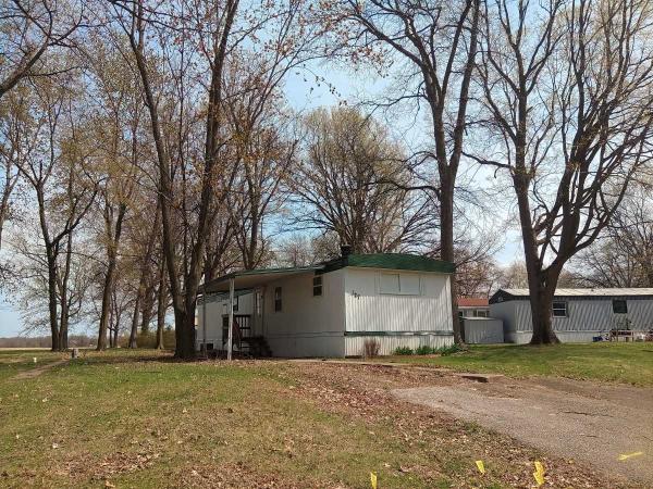 Photo 1 of 2 of home located at 1100 W Locust St #127 Canton, IL 61520