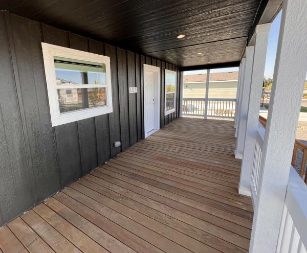 2025 Skyline LH28810 (3BR) Mobile Home