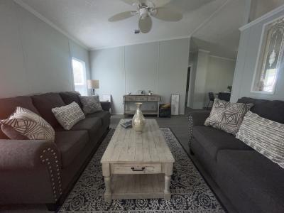 Photo 5 of 26 of home located at 3000 Us Hwy 17/92 W, Lot #263 Haines City, FL 33844