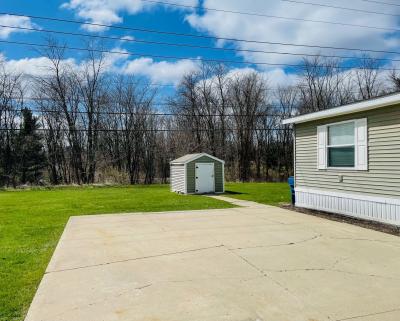 Photo 4 of 19 of home located at 3832 Broken Oak White Lake, MI 48383