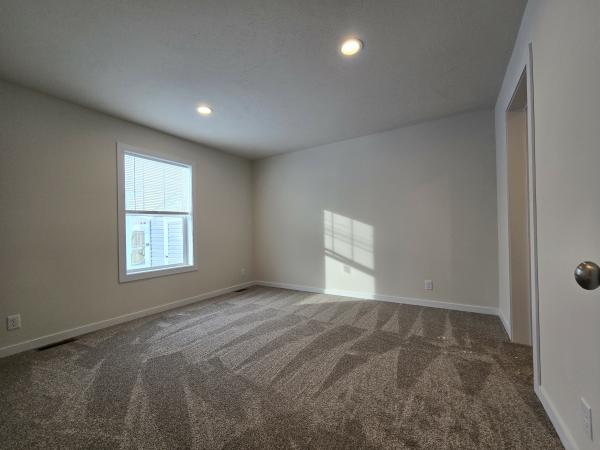 2025 Clayton 81SRH28523A Mobile Home