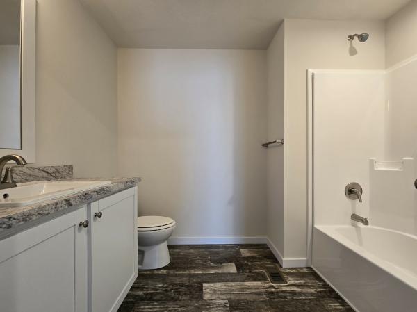 2025 Clayton 81SRH28523A Mobile Home