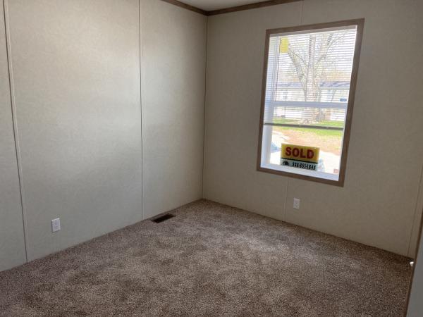 2025 Clayton 7216-4200 Mobile Home