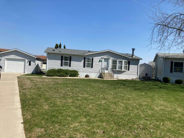 Photo 1 of 2 of home located at 51 Crimson Ct Manteno, IL 60950
