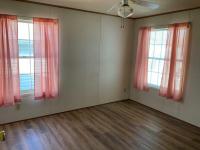 1992 Schult Lakewood Manufactured Home