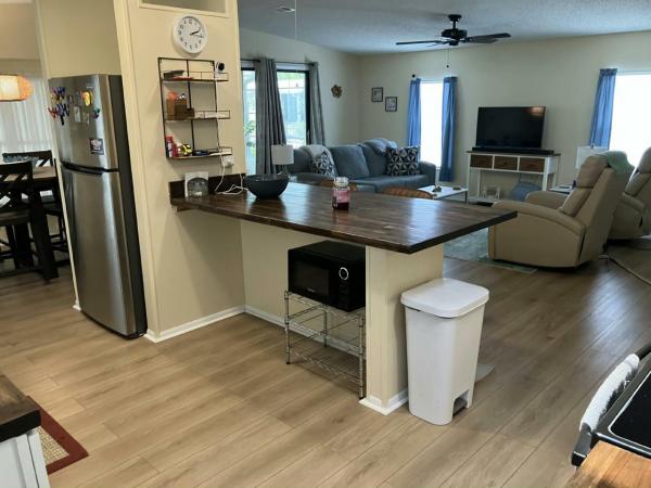 1990 Merit HS Manufactured Home