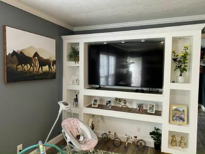 Photo 1 of 20 of home located at 3704 Wolfs Hollow Road, #56 Orefield, PA 18069