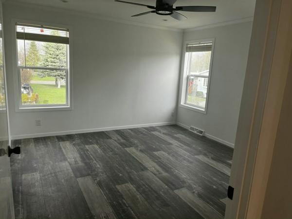 2025 Skyline - Lancaster Madison Mobile Home