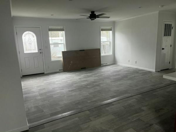 2025 Skyline - Lancaster Madison Mobile Home