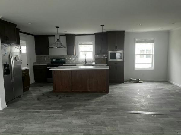 2025 Skyline - Lancaster Madison Mobile Home