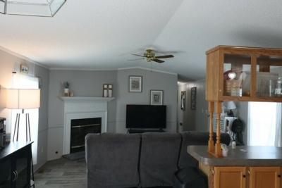 Photo 3 of 8 of home located at 2874 Monolith Drive Hudsonville, MI 49426