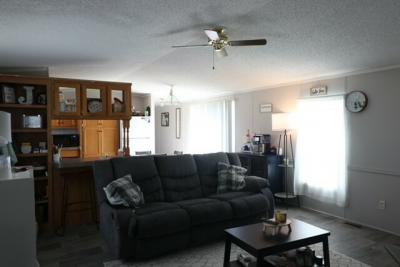 Photo 4 of 8 of home located at 2874 Monolith Drive Hudsonville, MI 49426