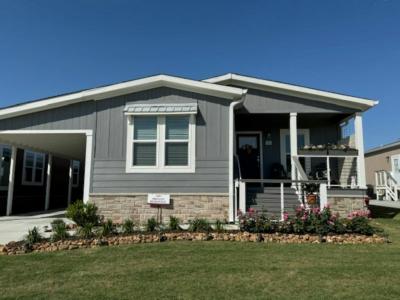 Photo 5 of 18 of home located at 26 Tranquility Trails Way Willis, TX 77318