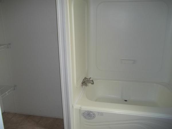 2004 Fleetwood Festival Mobile Home