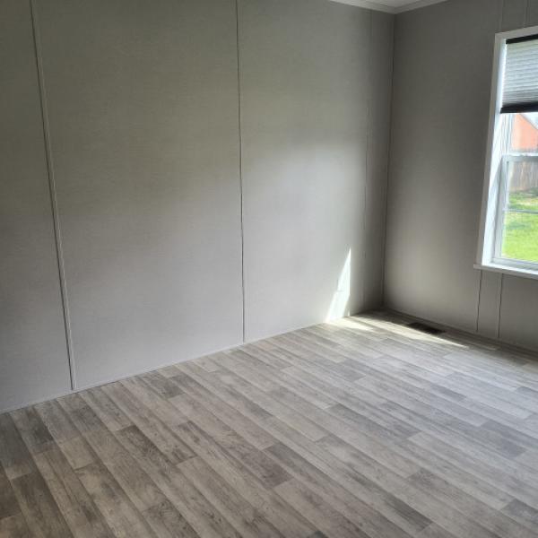 Photo 1 of 2 of home located at 27 Crestwood Drive #0031 Middletown, IN 47356