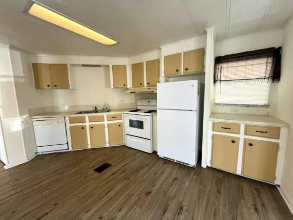 1983 SHER NA Mobile Home
