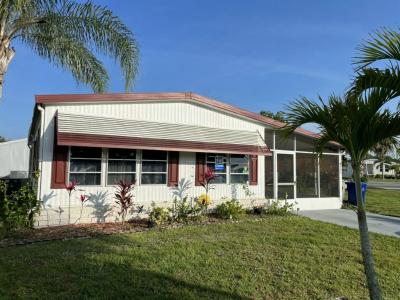 Photo 5 of 18 of home located at 8775 20th Street #409 Vero Beach, FL 32966