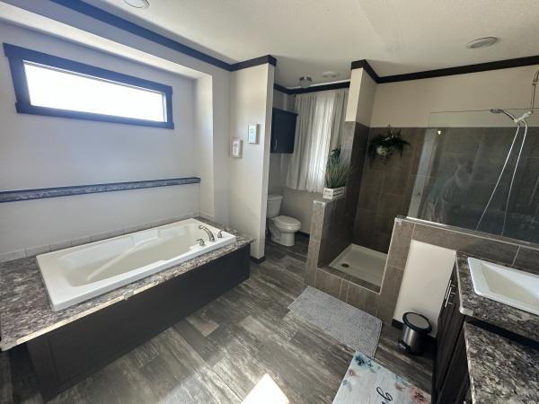 2020 Clayton Mobile Home
