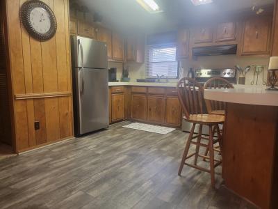 Photo 5 of 9 of home located at 6640 Tamiami Trail Brighton, MI 48114