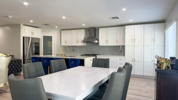 1975 Villa West   Home