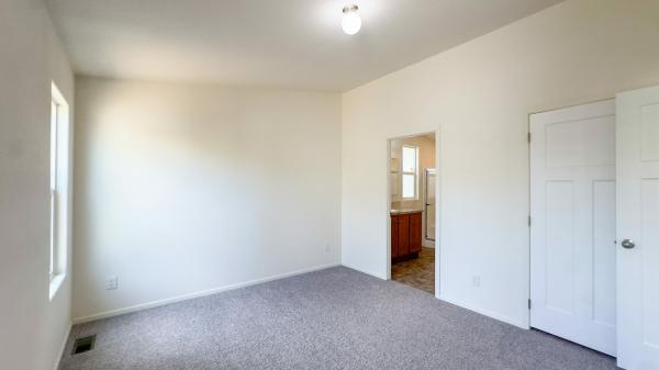 2023 Champion SR2456HQ Home