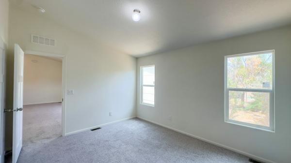 2023 Champion SR2456HQ Home