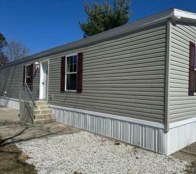 Mobile Home at Carriage Mobile Homes 18 Briarwood Ln Lafayette, NJ 07848