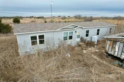 Mobile Home at 155 Heritage Rdg West, TX 76691