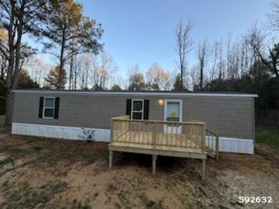 Mobile Home at 185 Drive 1197 Mooreville, MS 38857