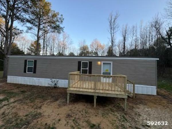 Photo 1 of 2 of home located at 185 Drive 1197 Mooreville, MS 38857