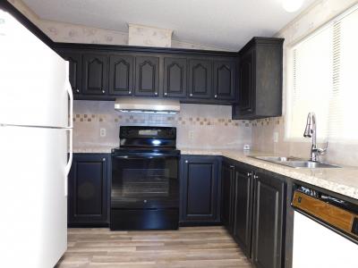 Photo 3 of 18 of home located at 1538 Black Forest Dr Lakeland, FL 33810